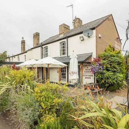 Cambridge 3 Bedroom Flat With Private Parking Eksteriør billede